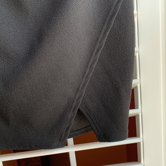 Papaya black skirt - Picture 2 of 9